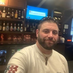 Meet your Posher, Clint